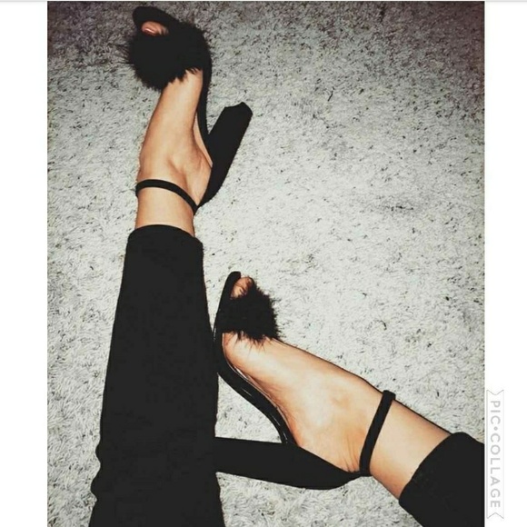 Sarah Siah Shoes - Last Size 9 🖤 Black Feather Suede High Heel